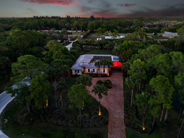 9483 166th Way N, Jupiter, FL 33478