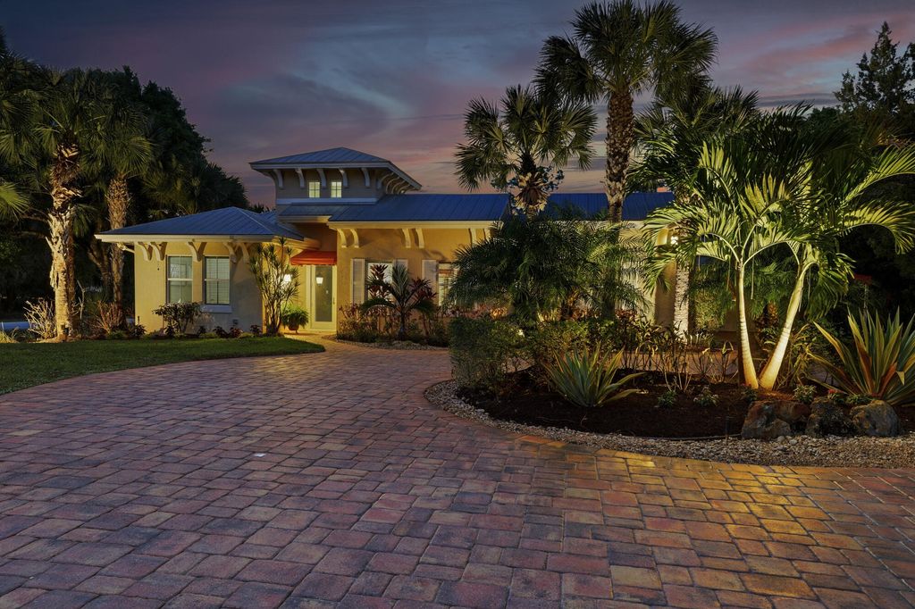 9483 166th Way N, Jupiter, FL 33478