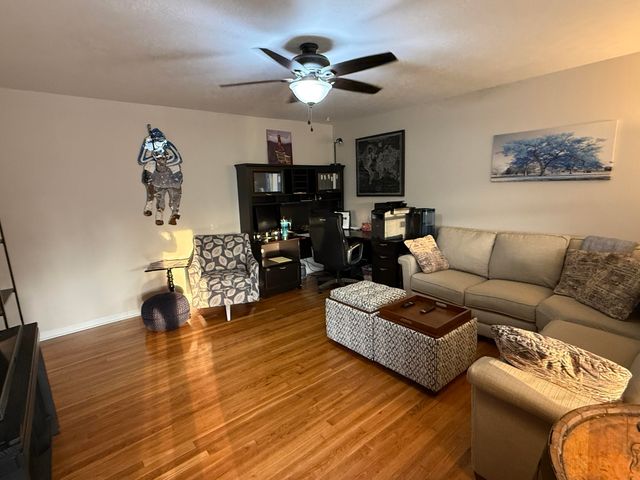 451 Duell Drive, Versailles, KY 40383