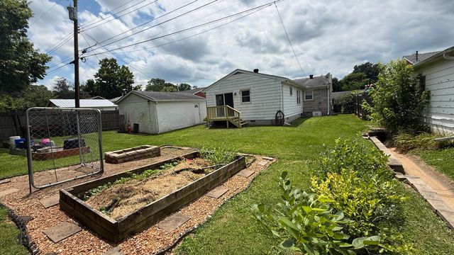 451 Duell Drive, Versailles, KY 40383