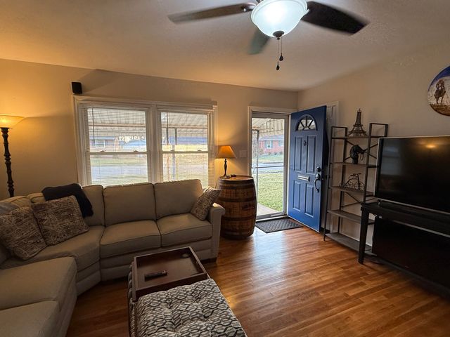 451 Duell Drive, Versailles, KY 40383