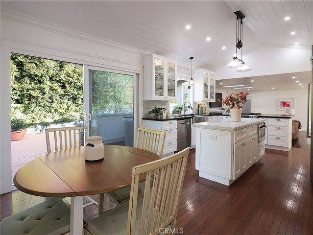 300 Via Alcance, Palos Verdes Estates, CA 90274