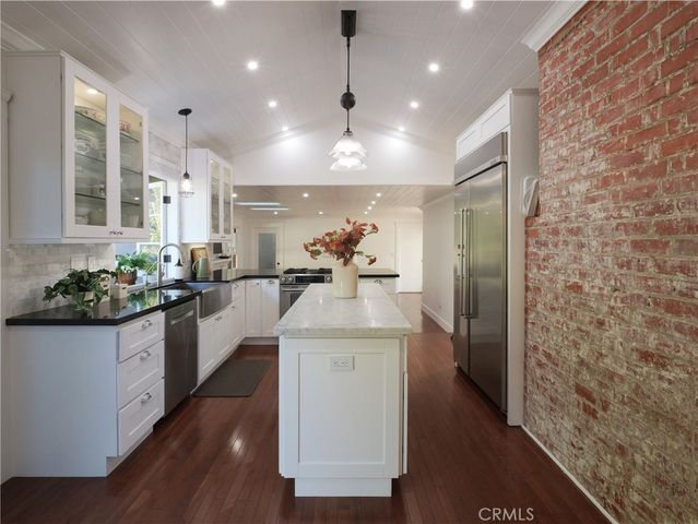 300 Via Alcance, Palos Verdes Estates, CA 90274