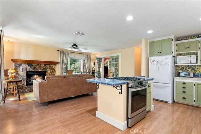 31236 Old City Creek Road, Running Springs, CA 92382