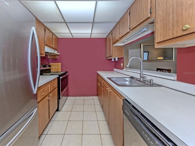 519 ALBEE FARM ROAD 201, Venice, FL 34285