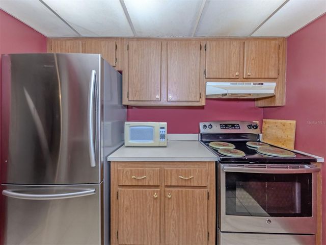 519 ALBEE FARM ROAD 201, Venice, FL 34285