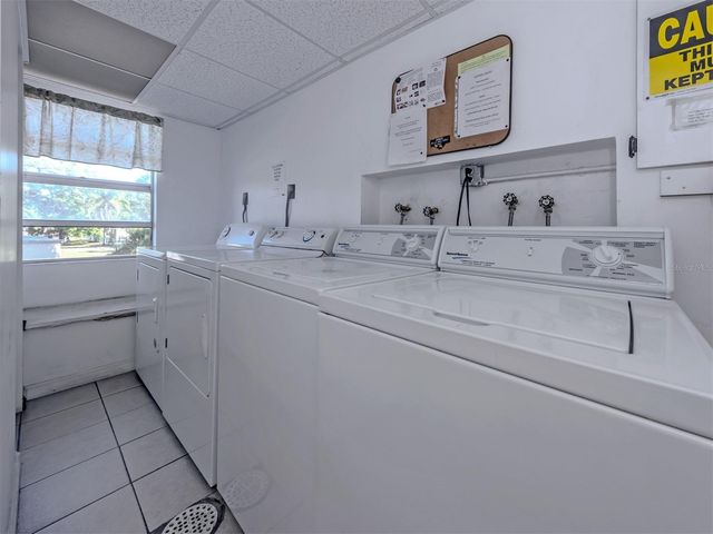 519 ALBEE FARM ROAD 201, Venice, FL 34285