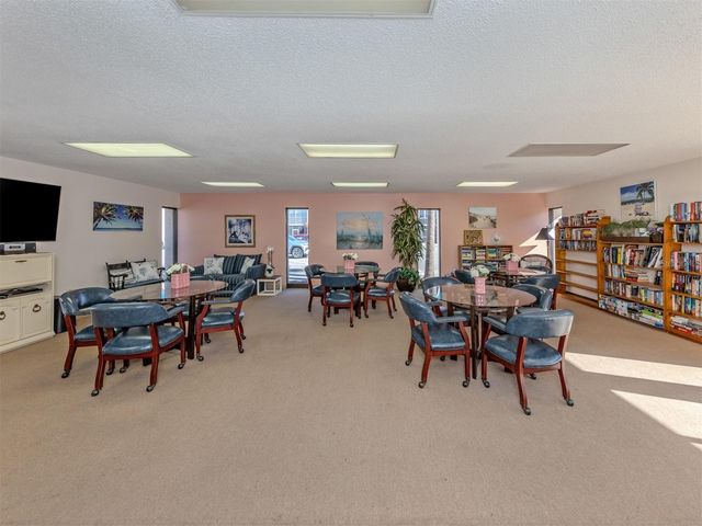 519 ALBEE FARM ROAD 201, Venice, FL 34285