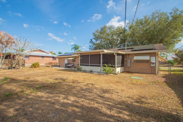 1686 SE Biddle Lane, Port St. Lucie, Port St Lucie, FL 34983