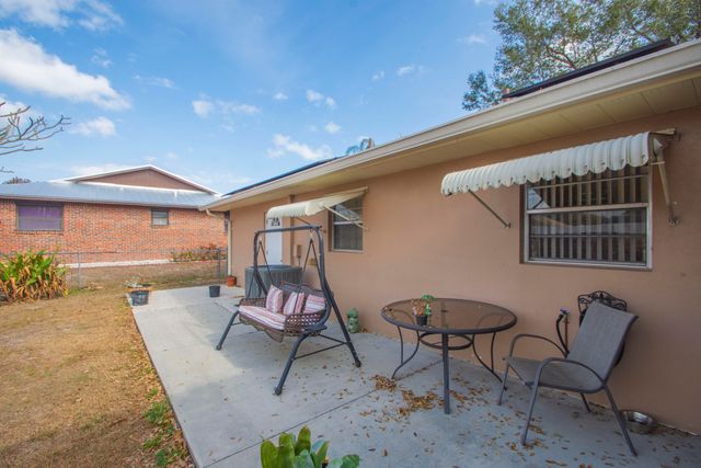 1686 SE Biddle Lane, Port St. Lucie, Port St Lucie, FL 34983