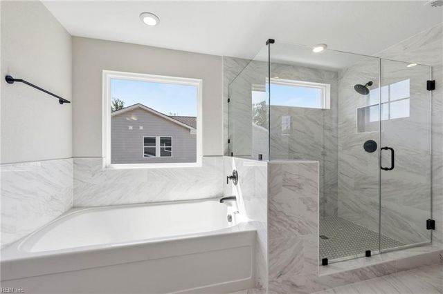 300 Rhapsody DR, Suffolk, VA 23435