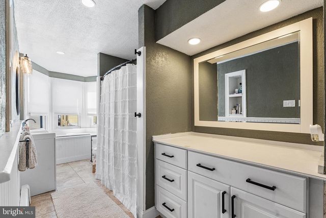 4549 SALMON ST, Philadelphia, PA 19137