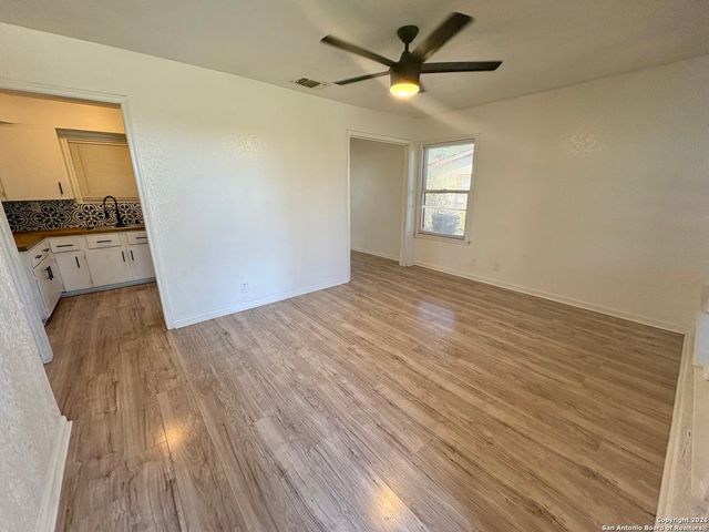 219 Bushick Dr, San Antonio, TX 78223