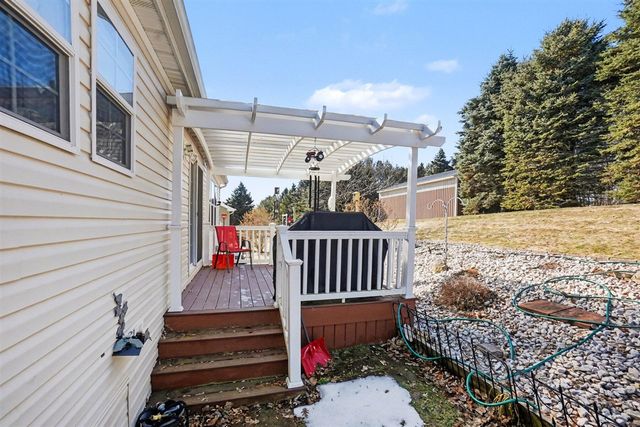 707 Peach Lane, Fremont, MI 49412