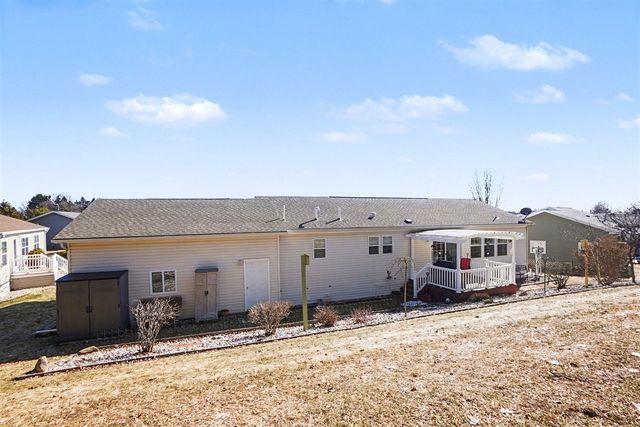 707 Peach Lane, Fremont, MI 49412