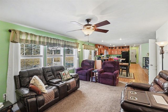 707 Peach Lane, Fremont, MI 49412