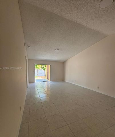 4356 NW 5th Ave, Deerfield Beach, FL 33064