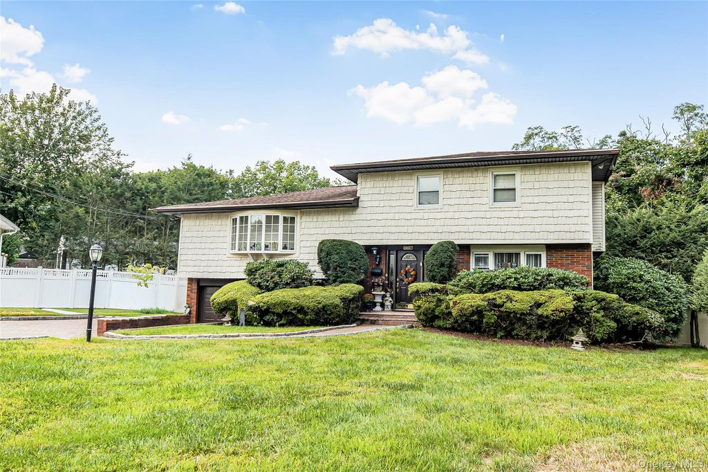 43 Nimitz Place, Yonkers, NY 10710 — photo 2