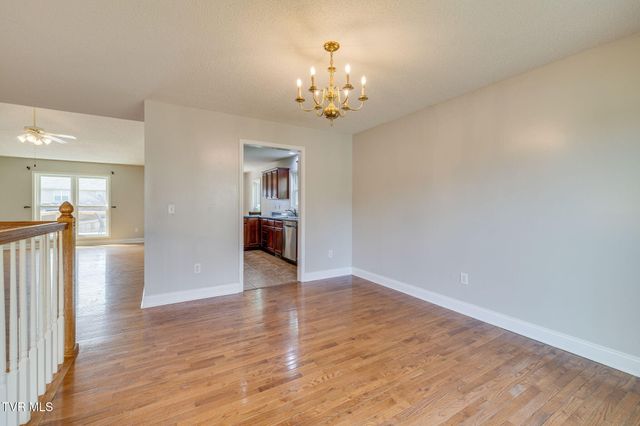 1009 Zack Court, Jonesborough, TN 37659