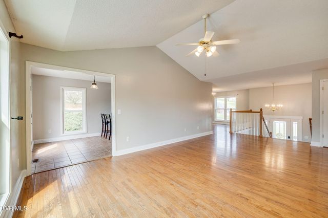 1009 Zack Court, Jonesborough, TN 37659