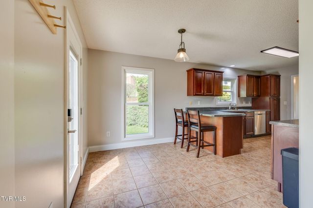 1009 Zack Court, Jonesborough, TN 37659