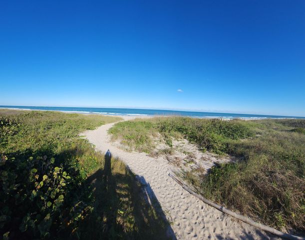 5155 N Highway A1a 211, Hutchinson Island, FL 34949