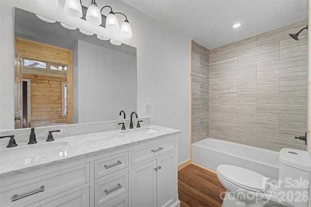 677 Ridgetop Circle, Whittier, NC 28789