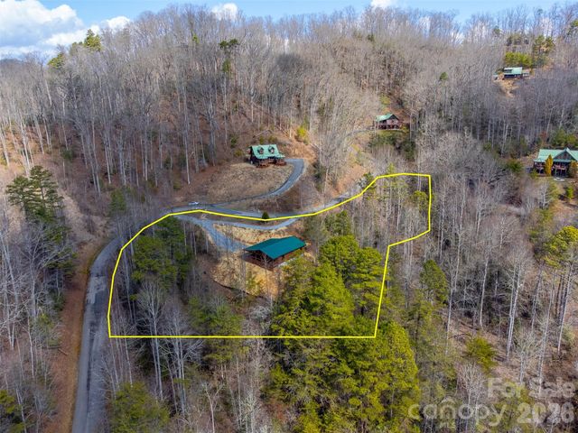 677 Ridgetop Circle, Whittier, NC 28789