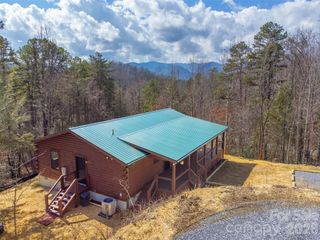 677 Ridgetop Circle, Whittier, NC 28789