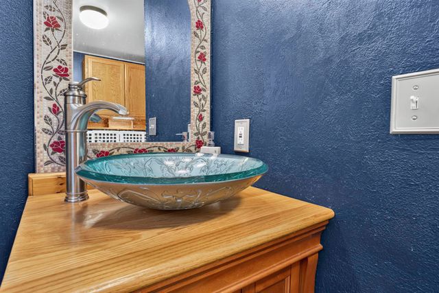 11 Tanglewood Drive, Dover, NH 03820