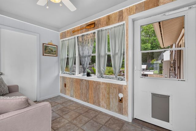 11 Tanglewood Drive, Dover, NH 03820