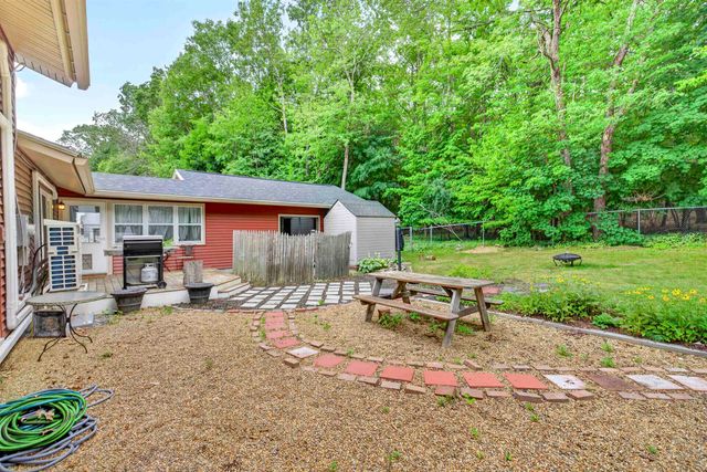 11 Tanglewood Drive, Dover, NH 03820