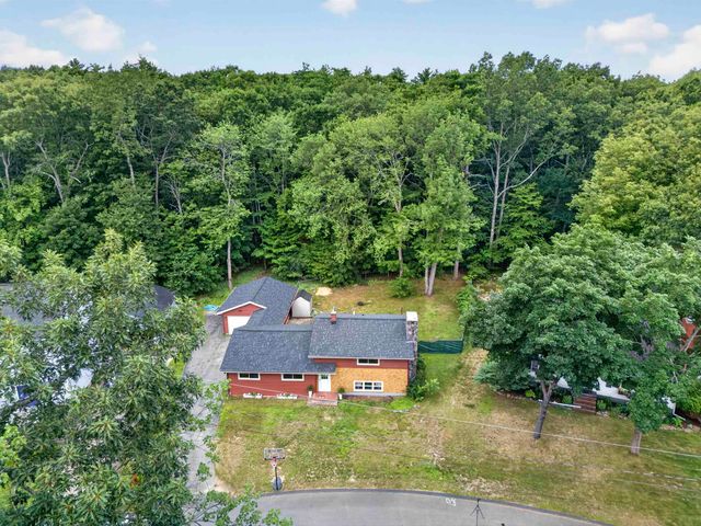 11 Tanglewood Drive, Dover, NH 03820