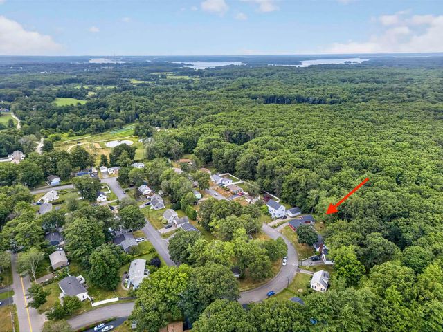 11 Tanglewood Drive, Dover, NH 03820