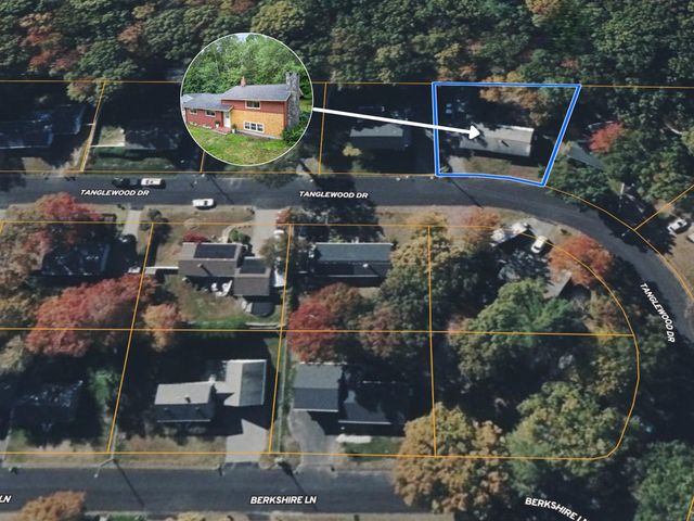 11 Tanglewood Drive, Dover, NH 03820
