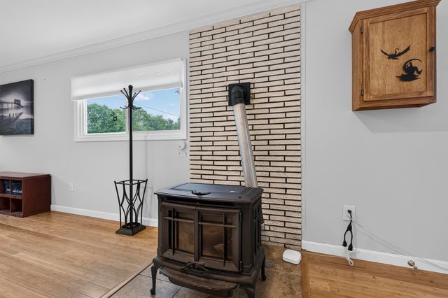 11 Tanglewood Drive, Dover, NH 03820