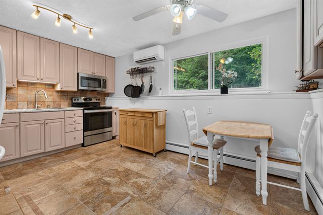 11 Tanglewood Drive, Dover, NH 03820