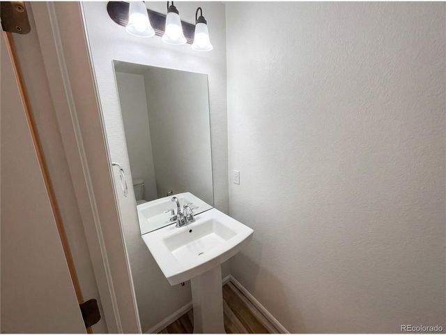 11715 E 119th Ave, Henderson, CO 80640