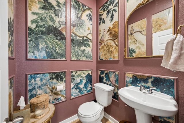 1099 Lilly Lane, Bellville, TX 77418