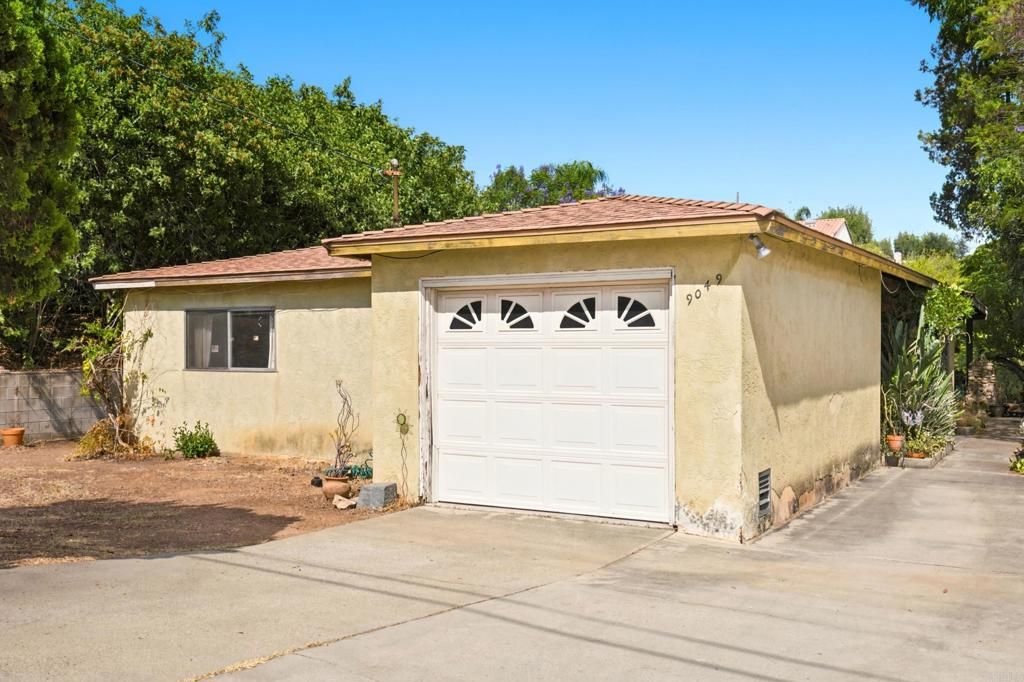 9049 Bubbling Wells Rd, Lakeside, CA 92040 — photo 2