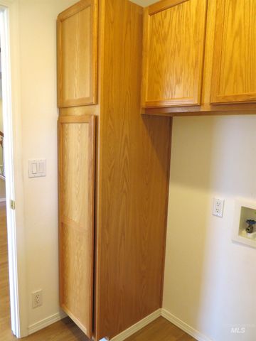 2509 Applewood, Fruitland, ID 83619