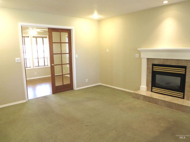 2509 Applewood, Fruitland, ID 83619