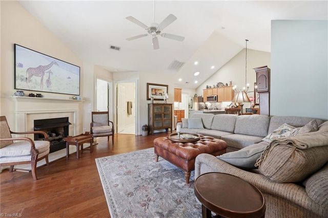 4332 Grassy Moss Drive, Greensboro, NC 27409