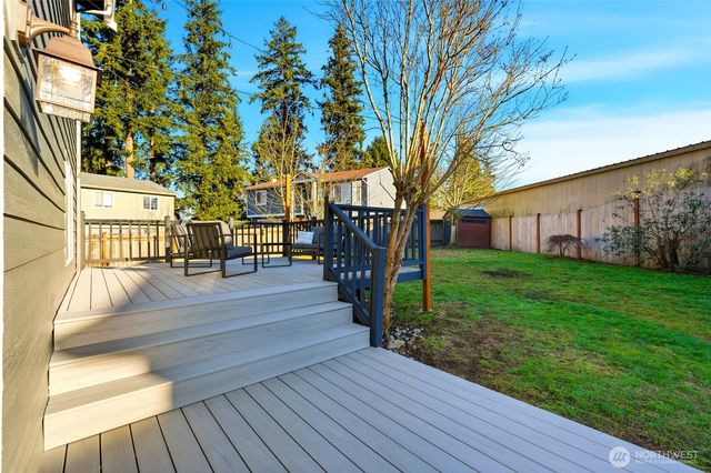 20505 66th Drive NE, Arlington, WA 98223