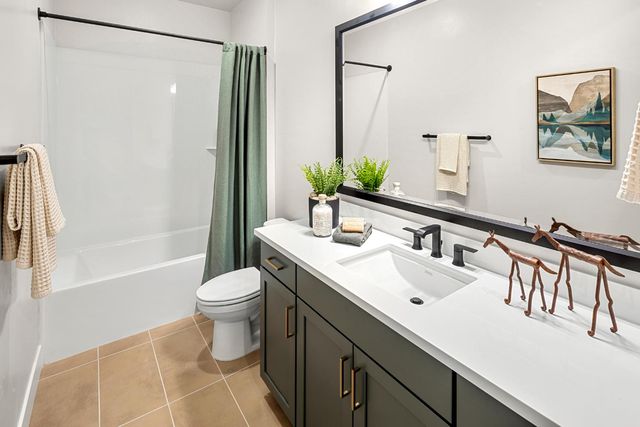 9065 Wickstrom Dr, Orangevale, CA 95662