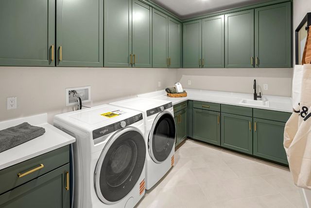 9065 Wickstrom Dr, Orangevale, CA 95662