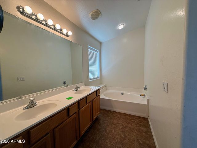 716 W GIBSON Avenue, Coolidge, AZ 85128