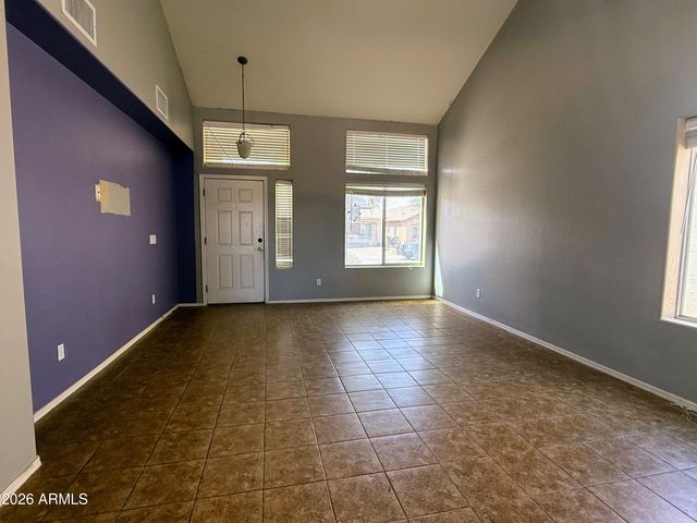 716 W GIBSON Avenue, Coolidge, AZ 85128