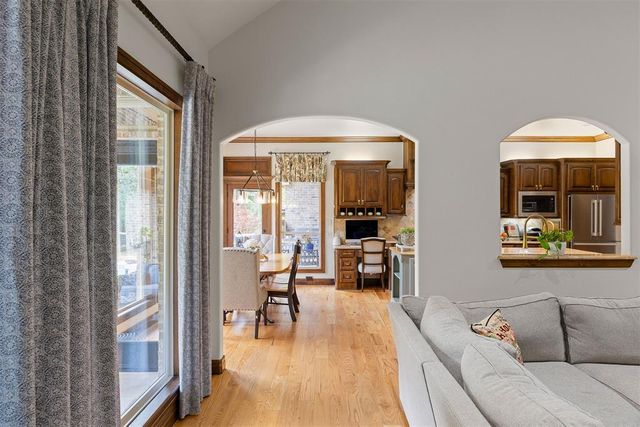 6607 Forest Creek Drive, Edmond, OK 73034