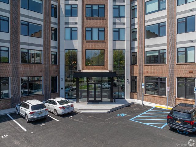 15 Washington Avenue 304, Suffern, NY 10901